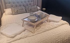 Lenox Bed And Breakfast